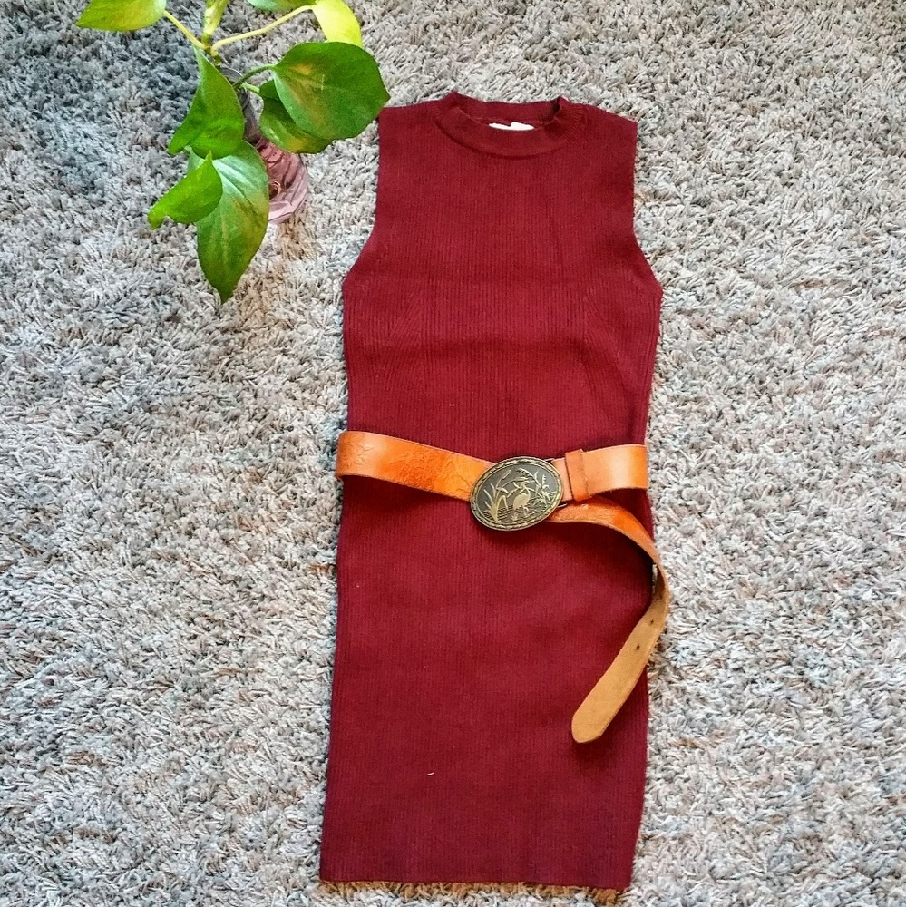 Forever 21 maroon sleeveless sweater/dress